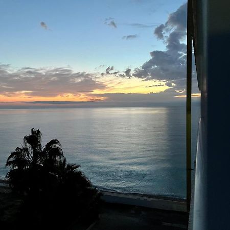 *Blue Sea Studio Altea * At The Beach Экстерьер фото
